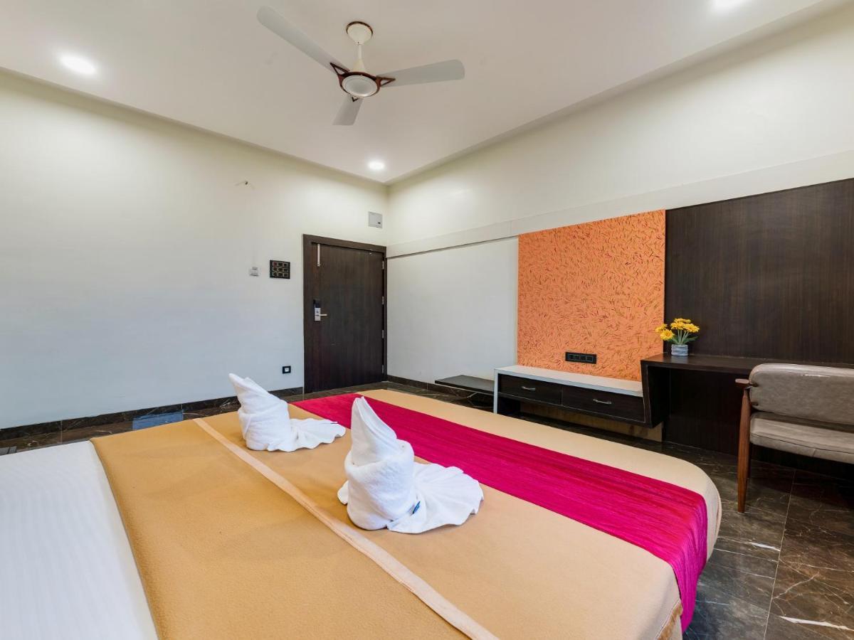 Hotel Chandradeep Regency Dhule Ngoại thất bức ảnh